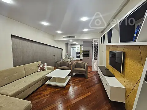 Kirayə verilir 2 otaqlı yeni tikili 75 m²