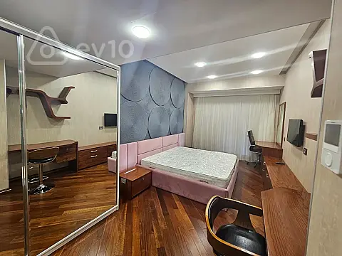 Kirayə verilir 2 otaqlı yeni tikili 75 m²