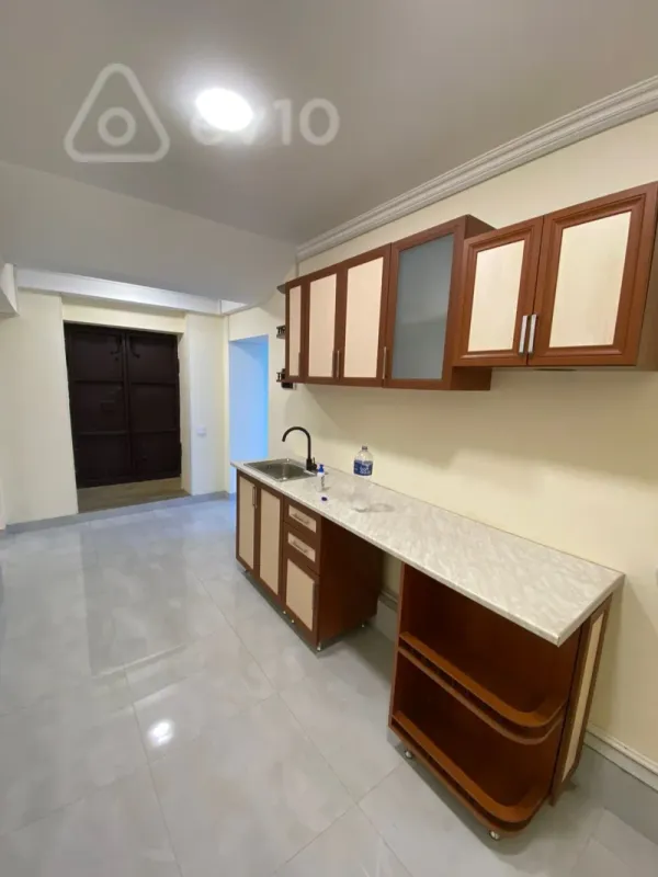 Kirayə verilir mənzil 265 m²