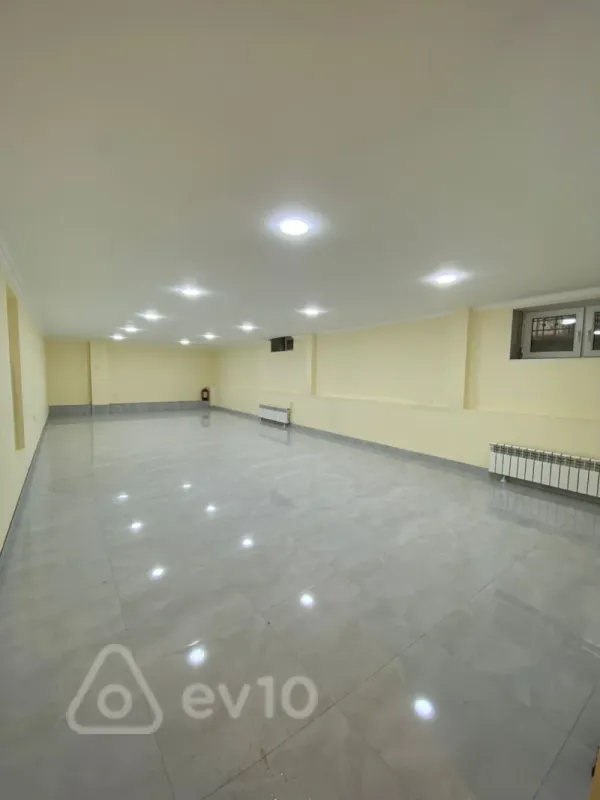Kirayə verilir mənzil 265 m²