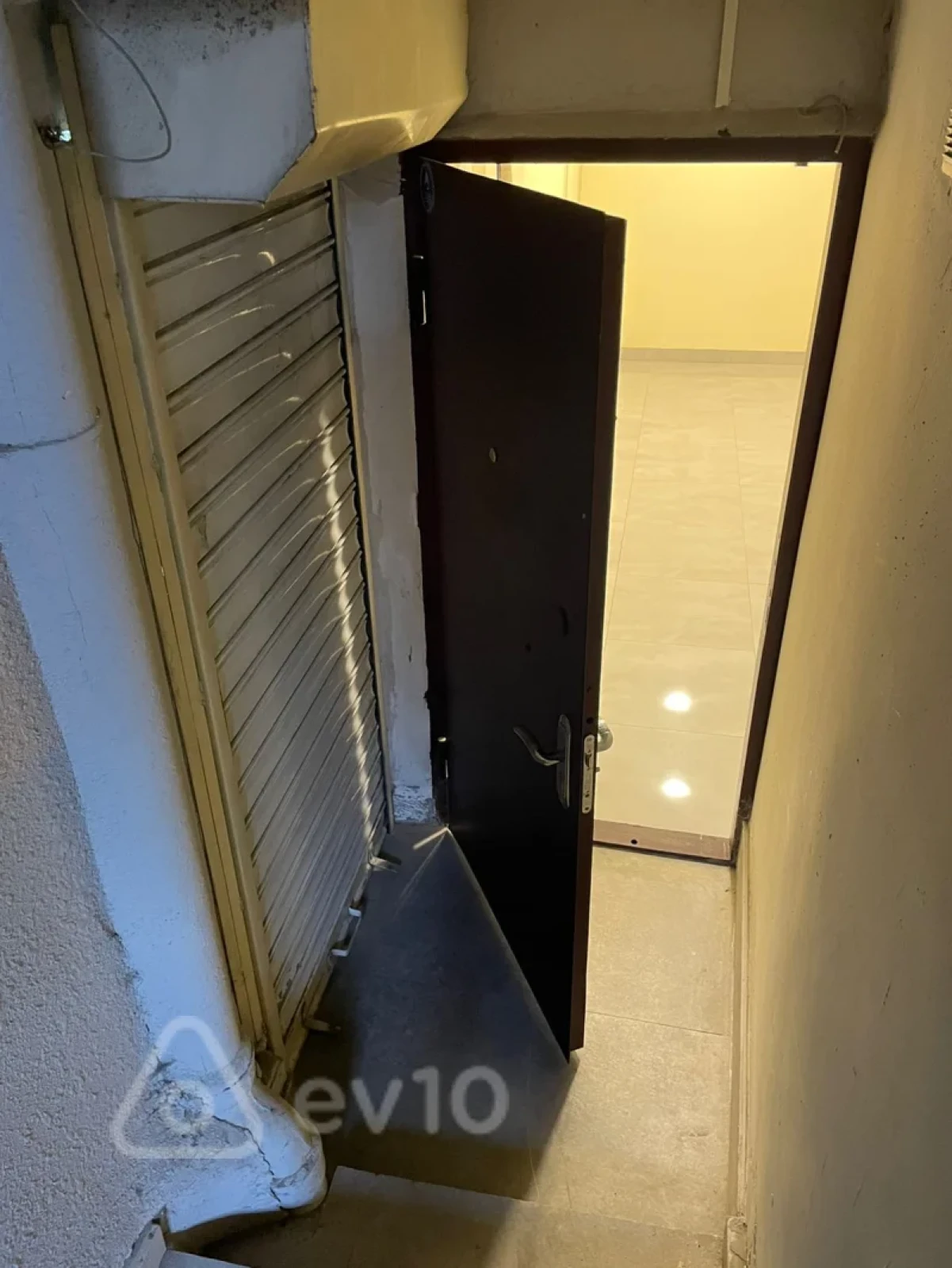 Kirayə verilir mənzil 265 m²