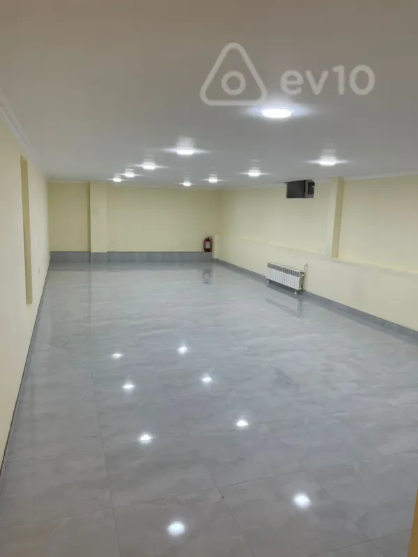 Kirayə verilir mənzil 265 m²