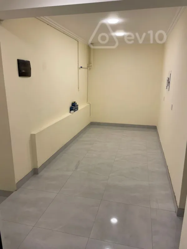 Kirayə verilir mənzil 265 m²
