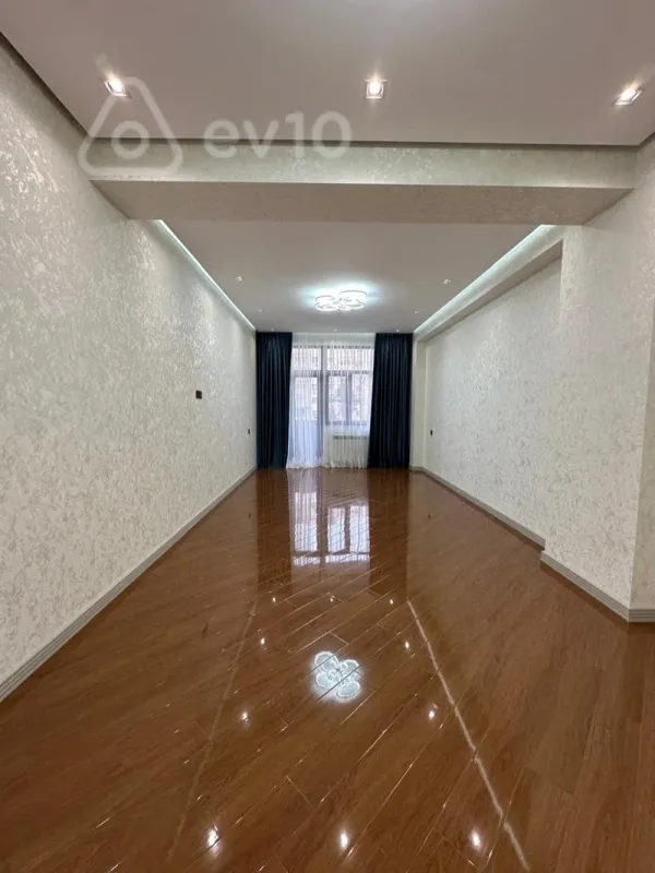 Satılır 3 otaqlı yeni tikili 142 m²