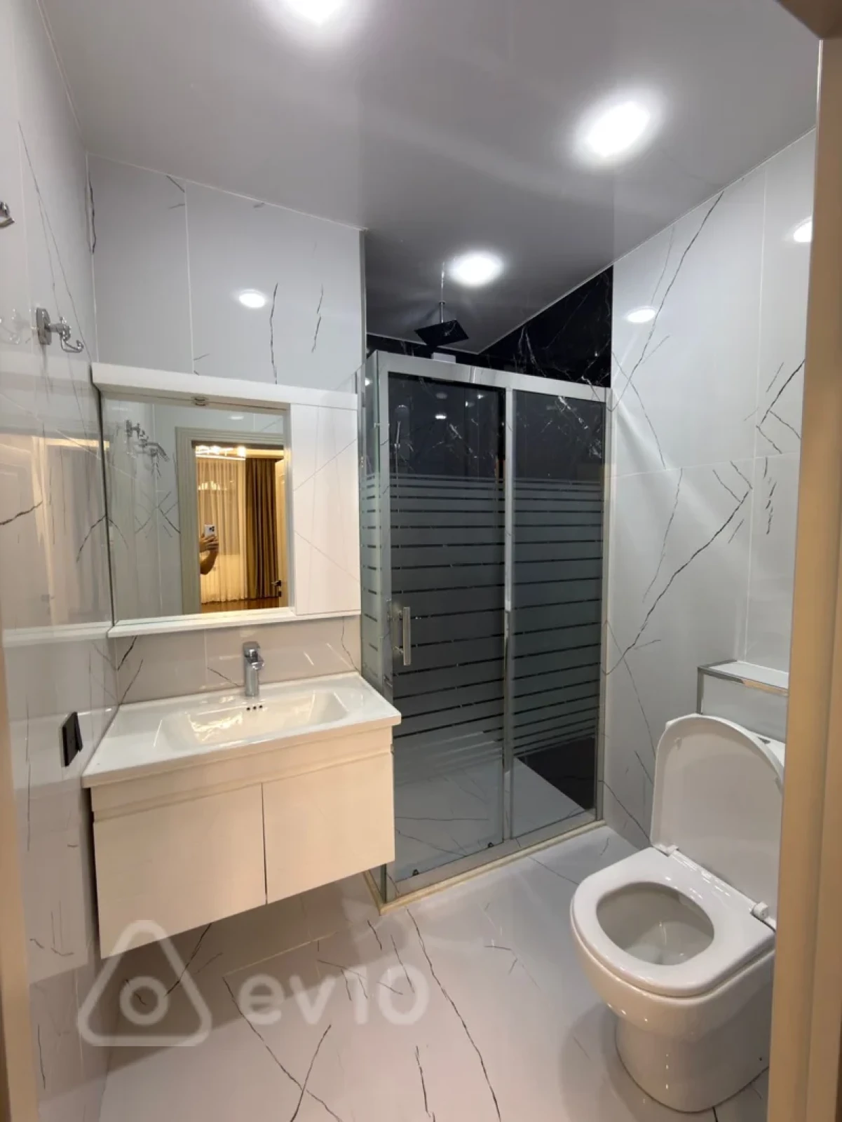 Satılır 3 otaqlı yeni tikili 142 m²