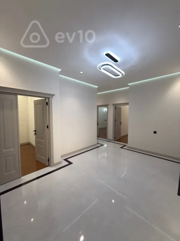 Satılır 3 otaqlı yeni tikili 142 m²