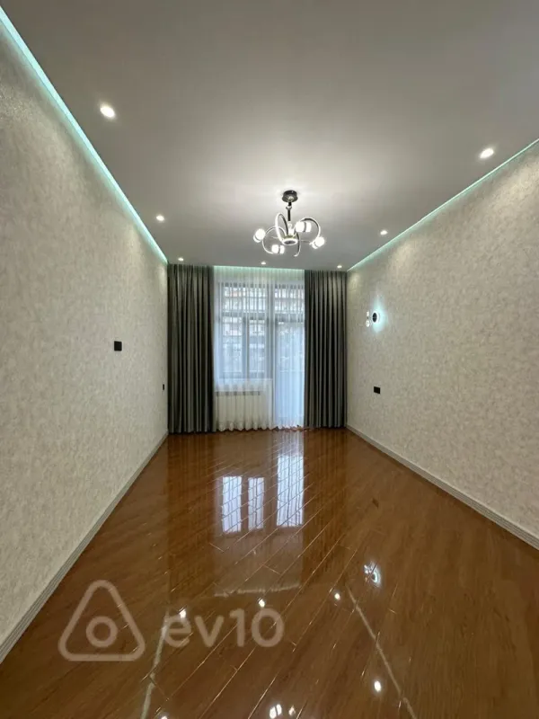 Satılır 3 otaqlı yeni tikili 142 m²
