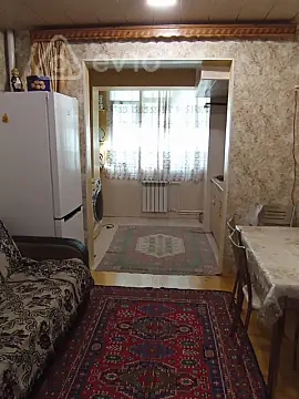 Satılır 5 otaqlı köhnə tikili 100 m²