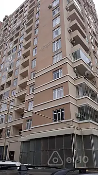 Kirayə verilir 2 otaqlı yeni tikili 65 m²
