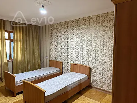 Kirayə verilir 2 otaqlı yeni tikili 65 m²
