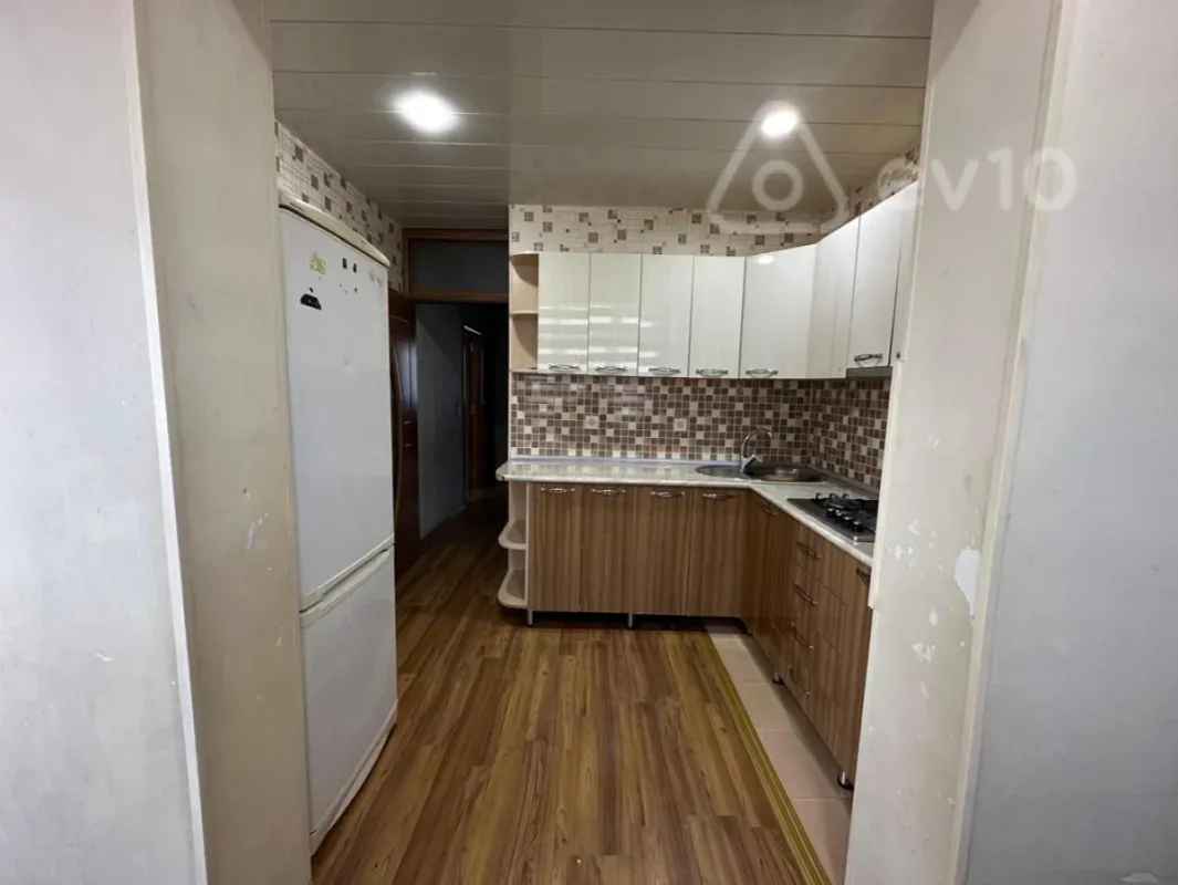Kirayə verilir 2 otaqlı yeni tikili 65 m²