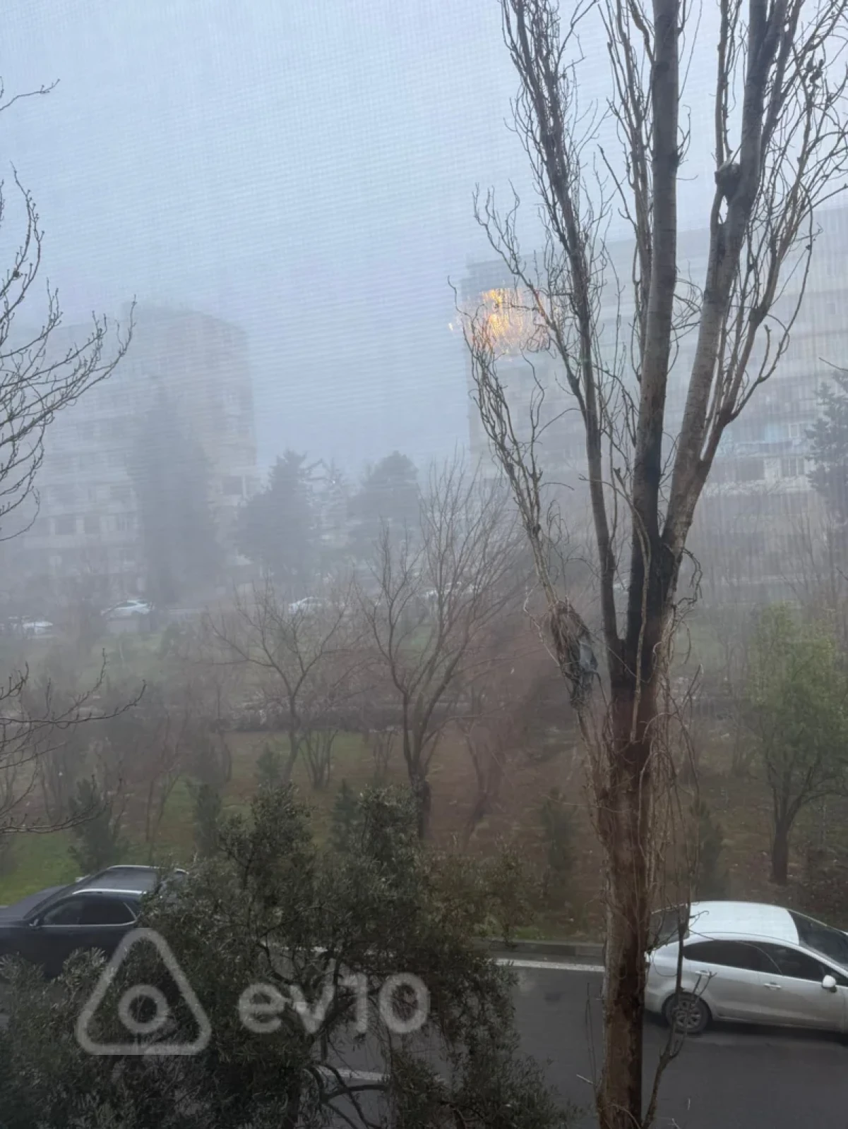 Satılır 4 otaqlı köhnə tikili 90 m²