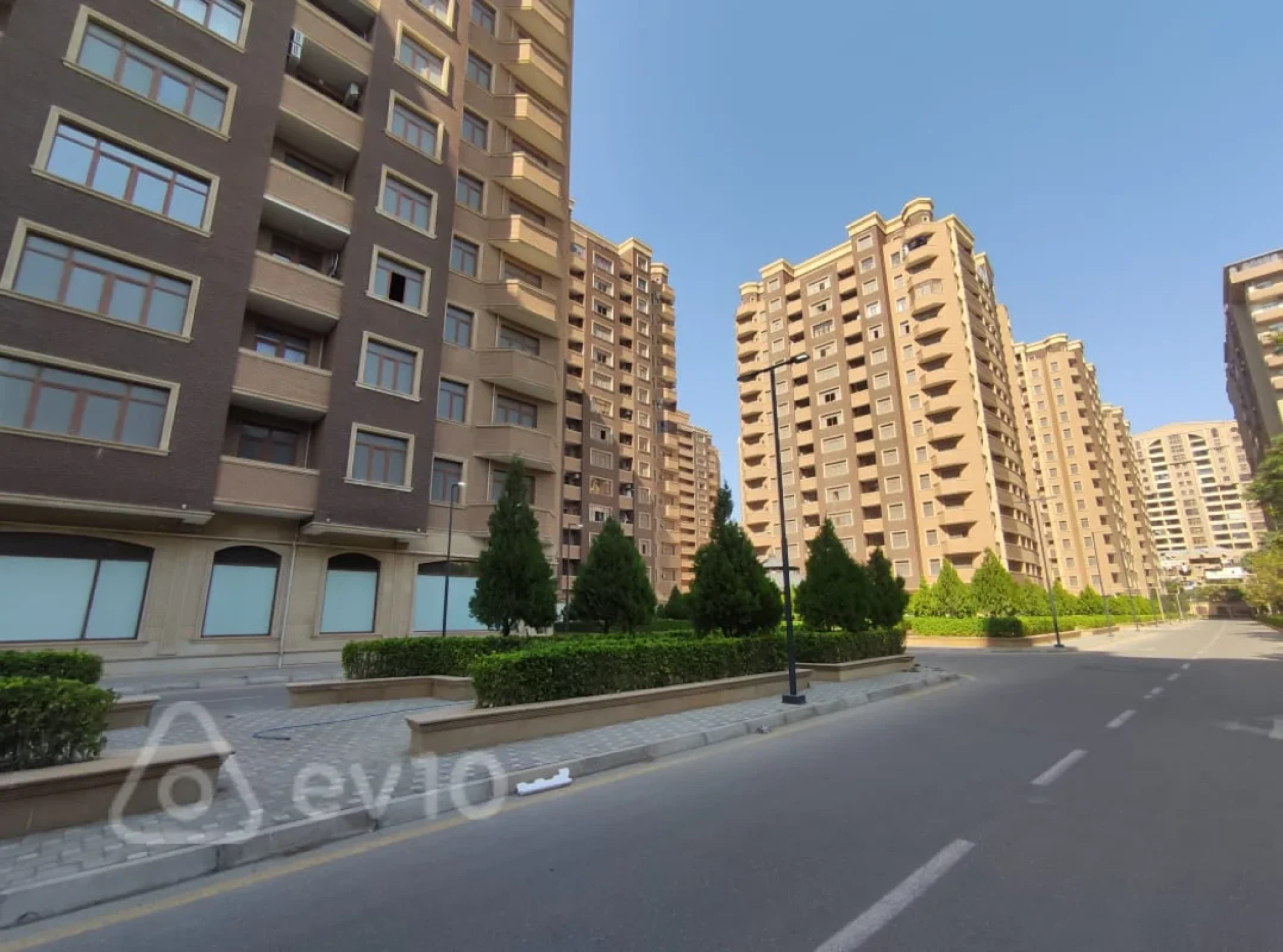 Satılır 4 otaqlı yeni tikili 186 m²