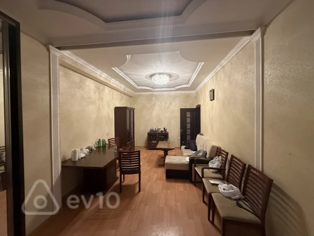 Satılır 2 otaqlı yeni tikili 55 m²