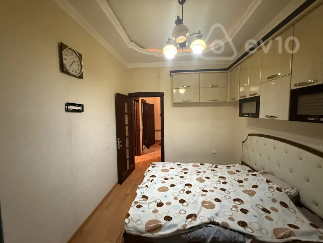 Satılır 2 otaqlı yeni tikili 55 m²