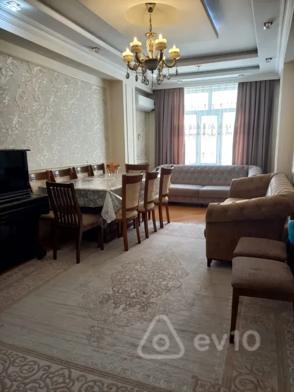 Satılır 3 otaqlı yeni tikili 118 m²