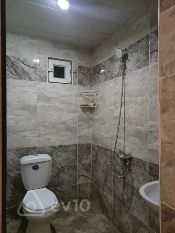 Kirayə verilir 4 otaqlı həyət evi 110 m²