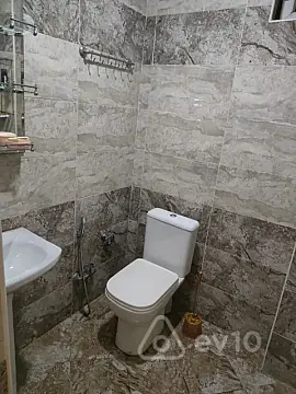 Kirayə verilir 4 otaqlı həyət evi 110 m²