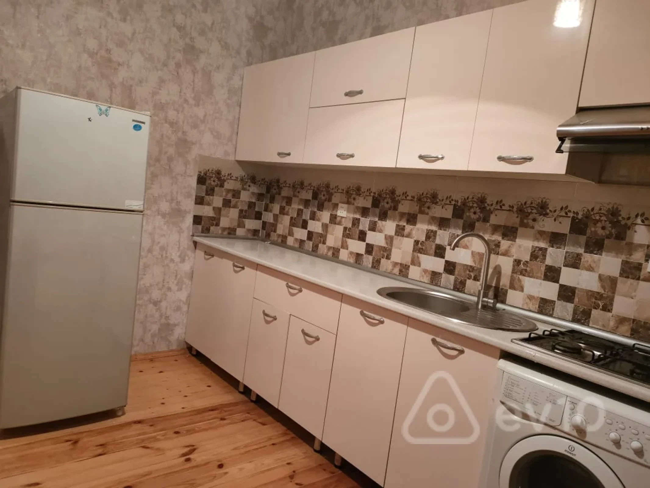 Kirayə verilir 4 otaqlı həyət evi 110 m²