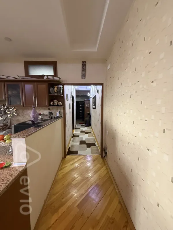Satılır 2 otaqlı yeni tikili 70 m²