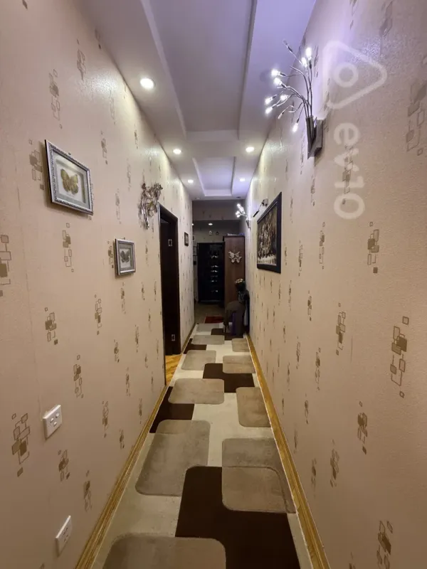 Satılır 2 otaqlı yeni tikili 70 m²