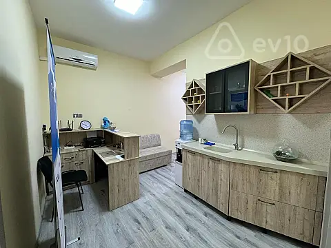 Kirayə verilir 3 otaqlı ofis 80 m²