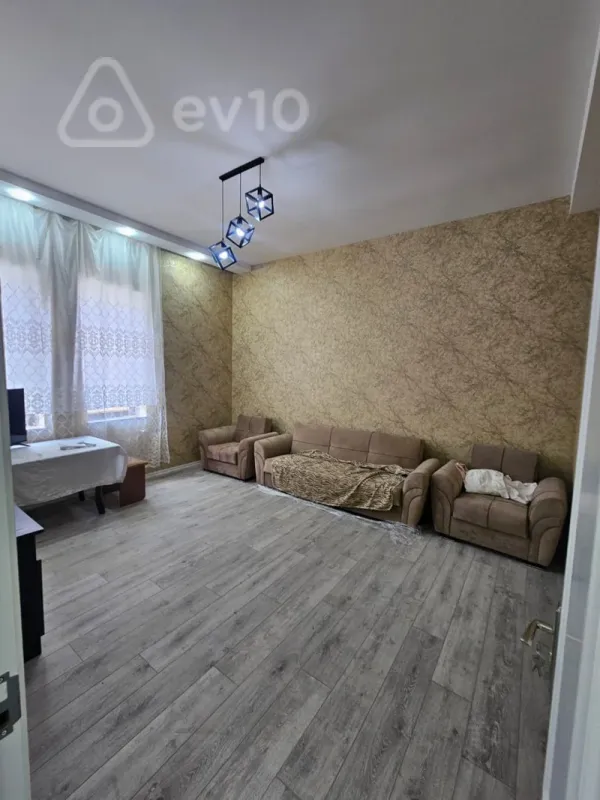Satılır 3 otaqlı yeni tikili 102 m²