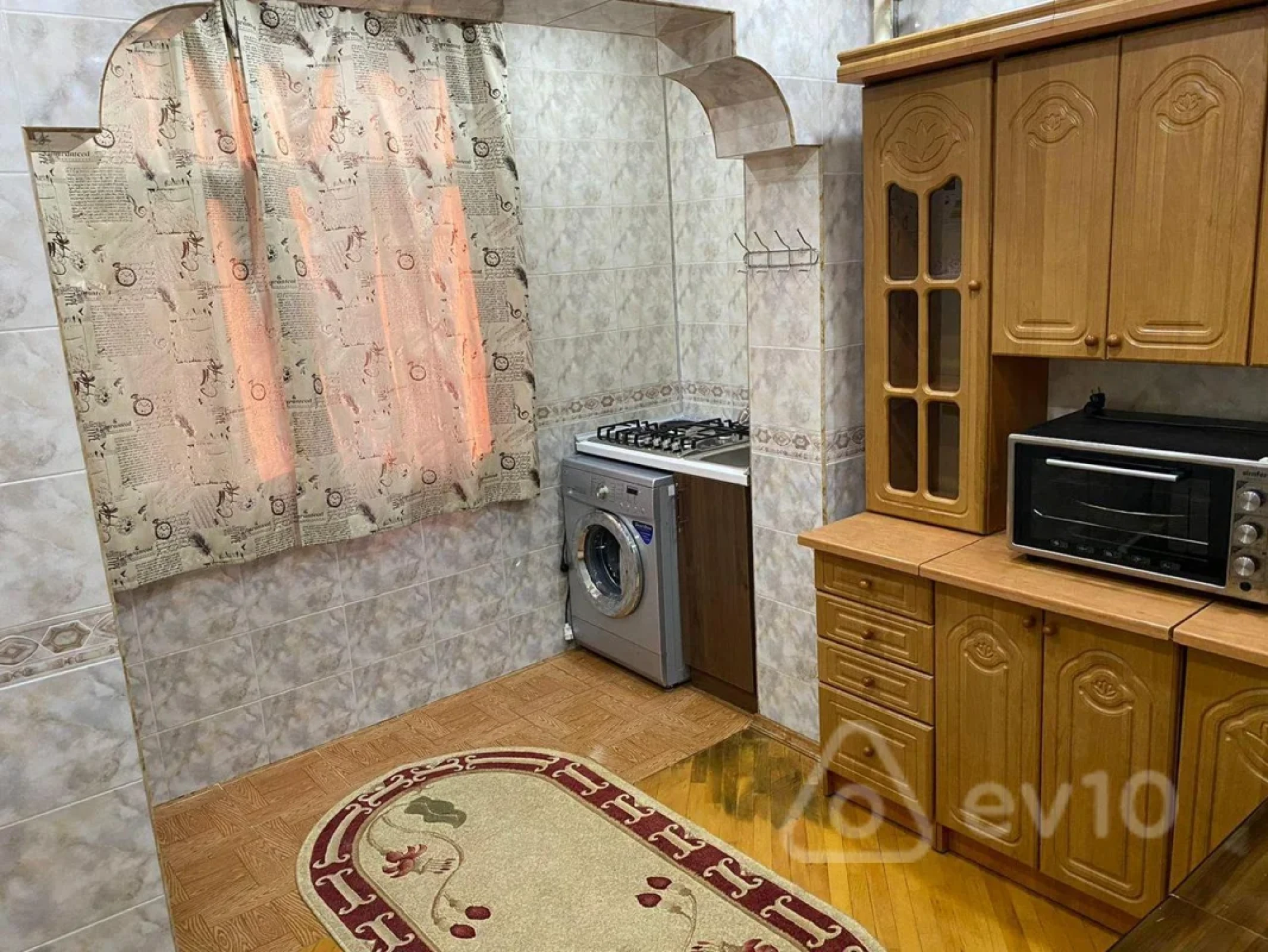Satılır 3 otaqlı köhnə tikili 80 m²