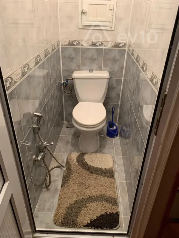 Satılır 3 otaqlı köhnə tikili 80 m²