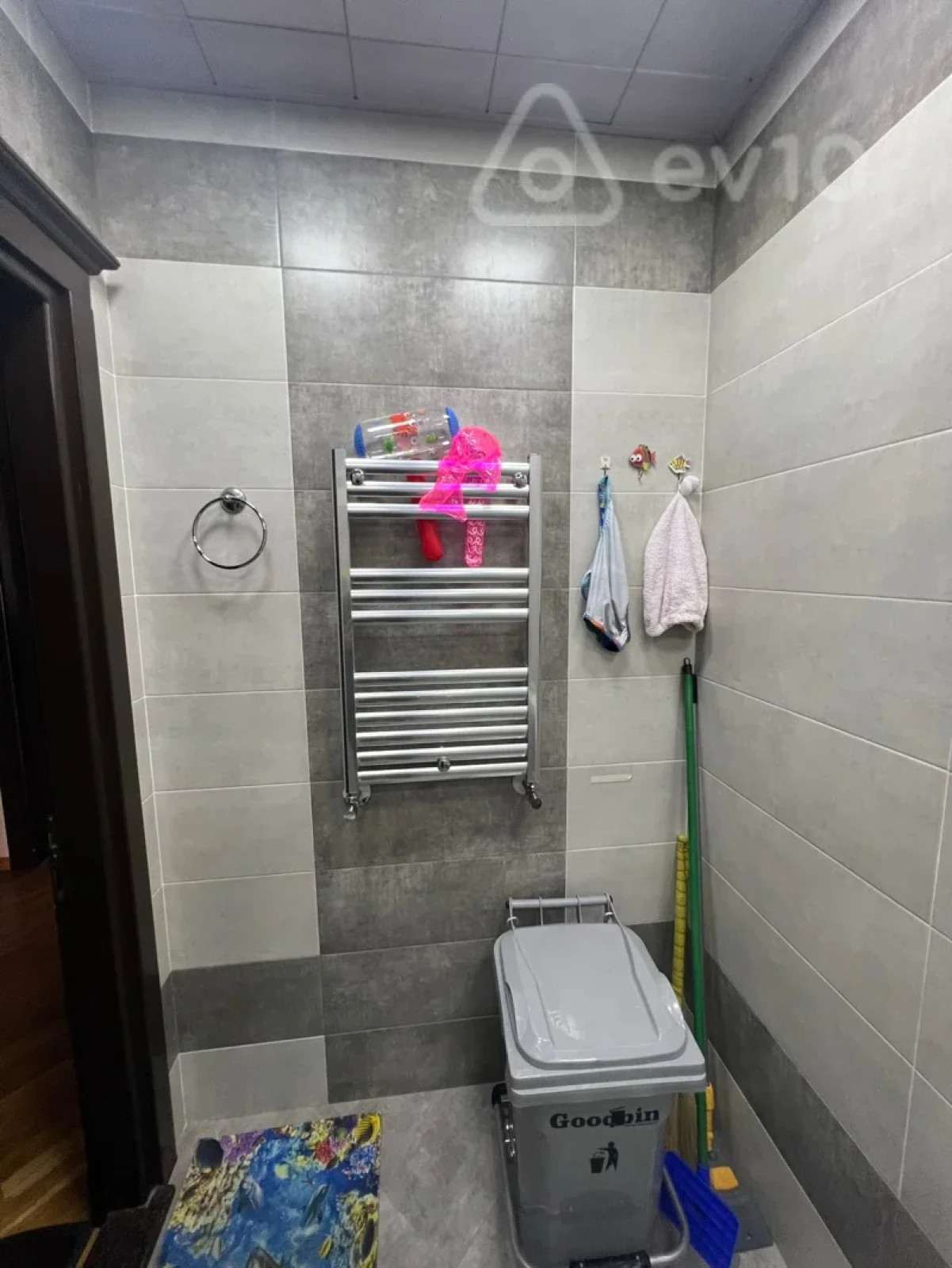 Satılır 3 otaqlı yeni tikili 130 m²