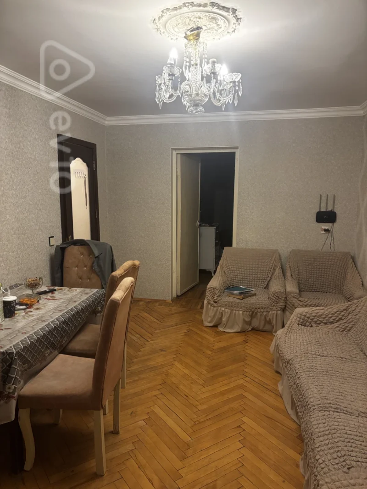 Kirayə verilir 2 otaqlı köhnə tikili 78 m²