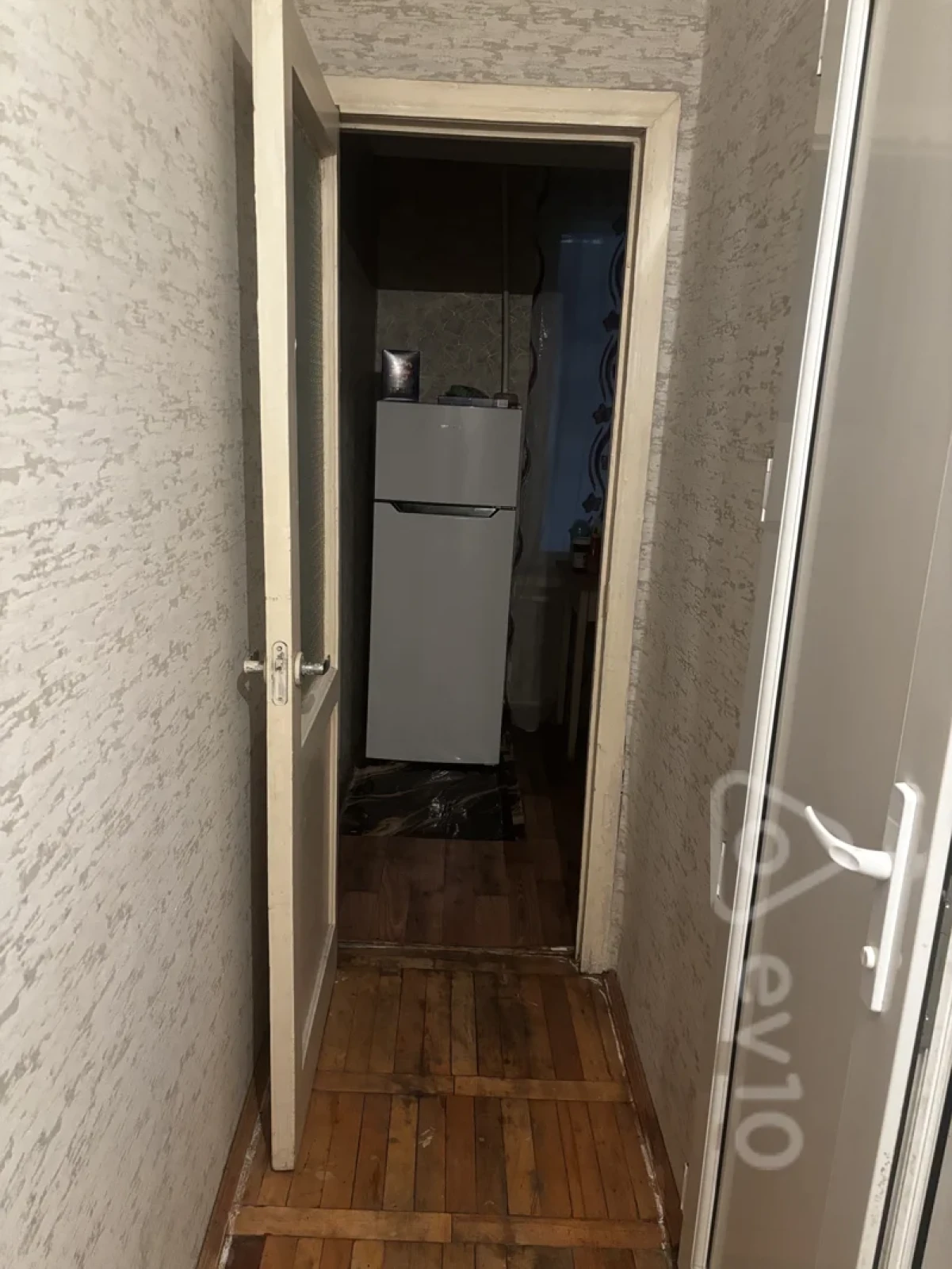 Kirayə verilir 2 otaqlı köhnə tikili 78 m²