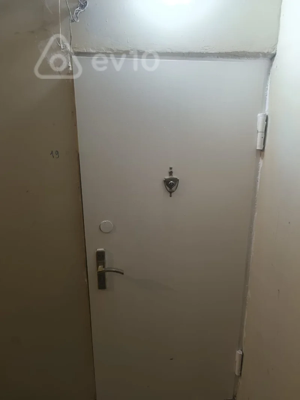 Kirayə verilir 2 otaqlı köhnə tikili 60 m²