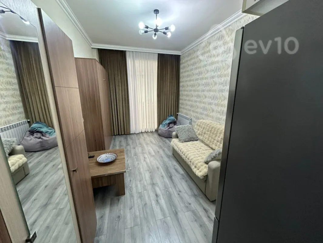 Kirayə verilir 1 otaqlı yeni tikili 40 m²