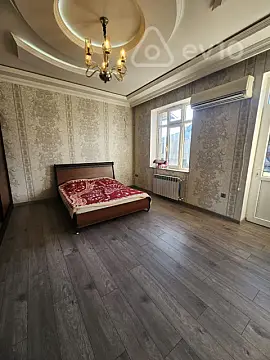 Kirayə verilir 3 otaqlı köhnə tikili 70 m²