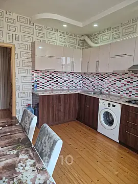 Kirayə verilir 2 otaqlı yeni tikili 65 m²