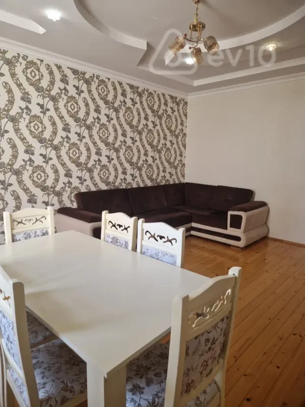 Kirayə verilir 2 otaqlı yeni tikili 65 m²