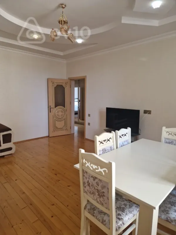 Kirayə verilir 2 otaqlı yeni tikili 65 m²
