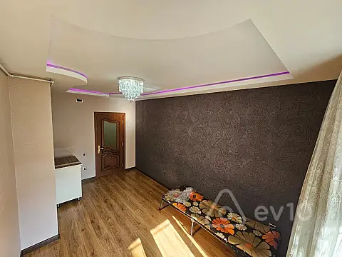 Satılır 3 otaqlı yeni tikili 110 m²