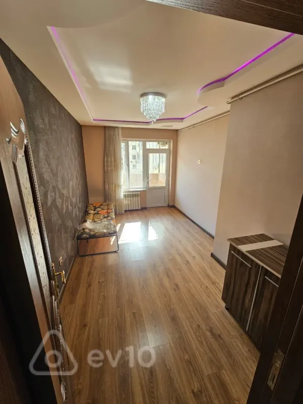 Satılır 3 otaqlı yeni tikili 110 m²