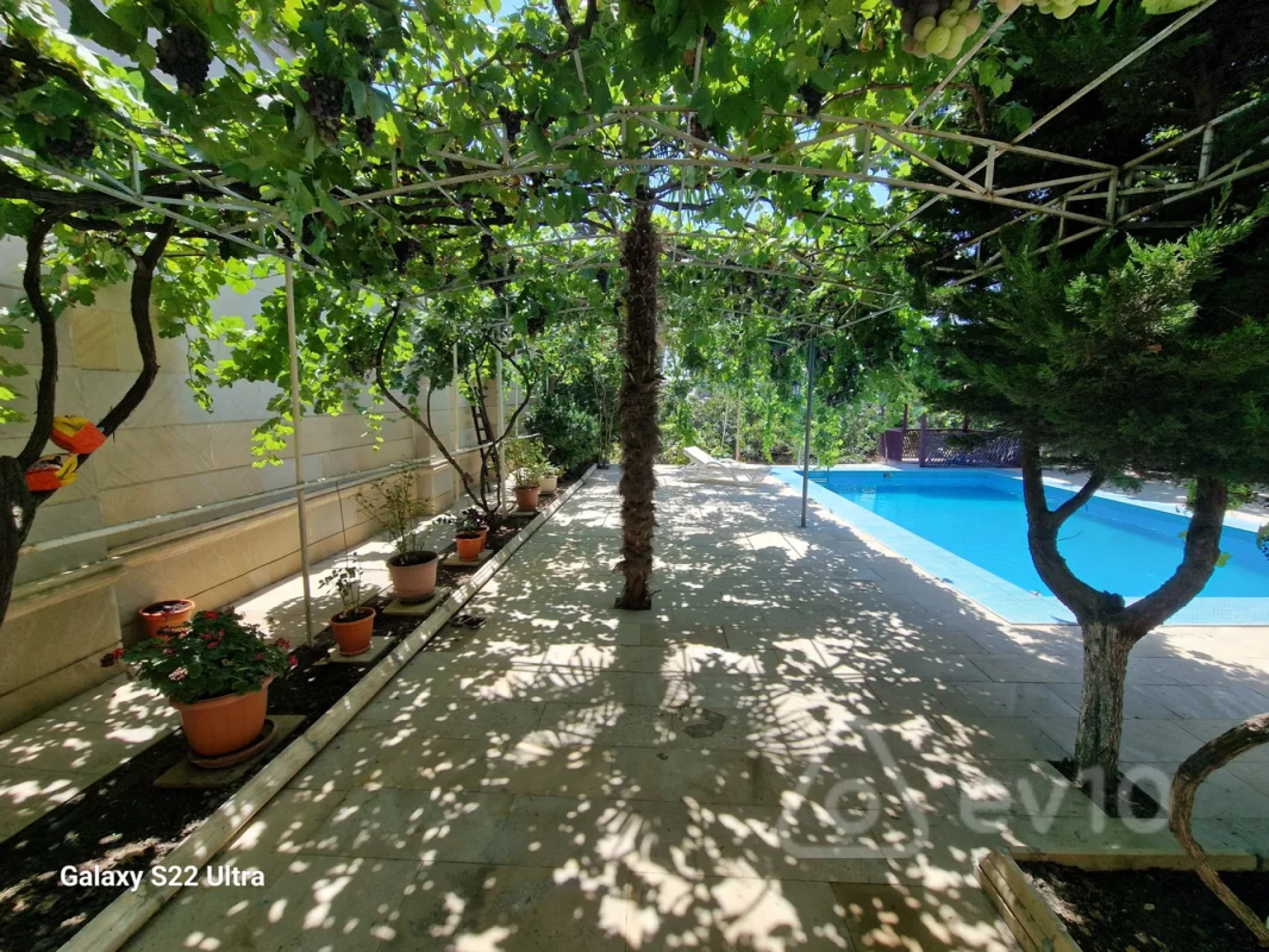 Kirayə verilir 7 otaqlı həyət evi 650 m²