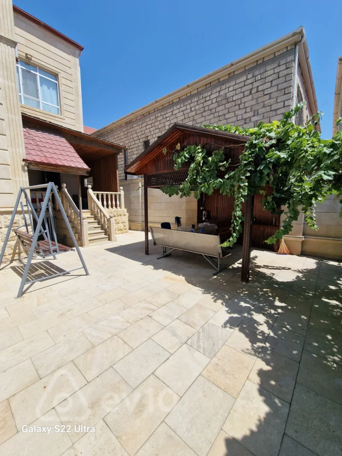 Kirayə verilir 7 otaqlı həyət evi 650 m²