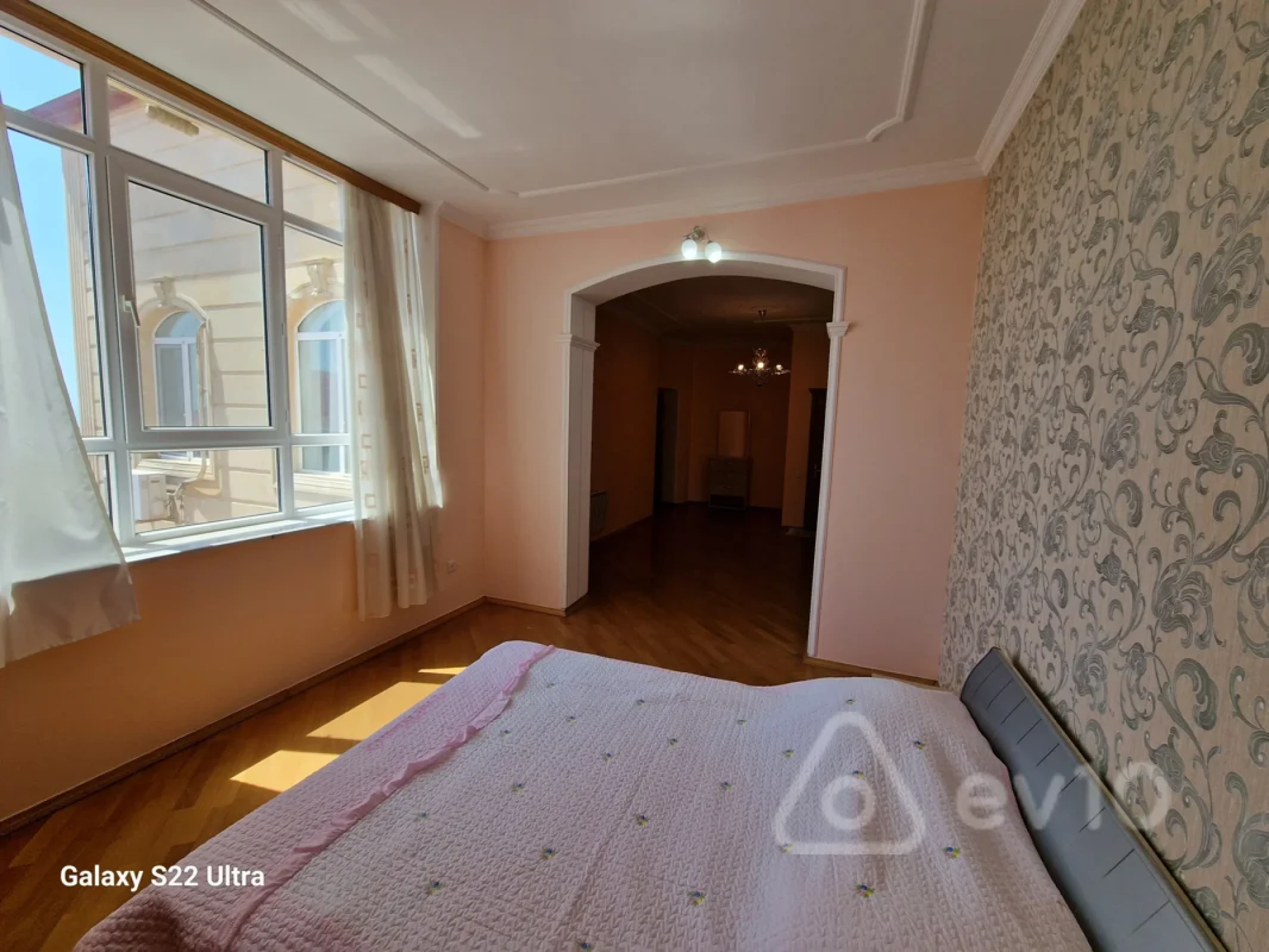 Kirayə verilir 7 otaqlı həyət evi 650 m²