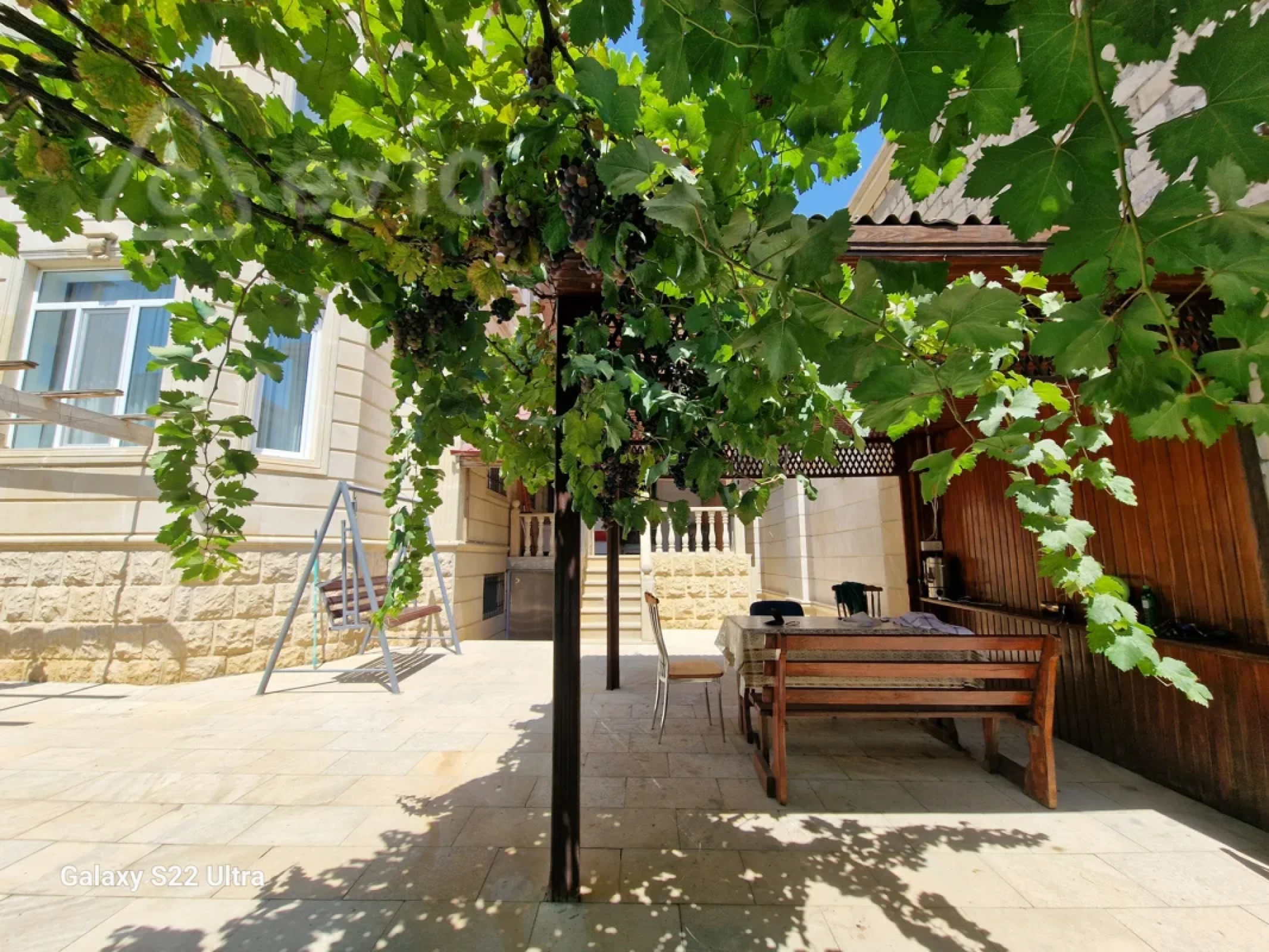 Kirayə verilir 7 otaqlı həyət evi 650 m²