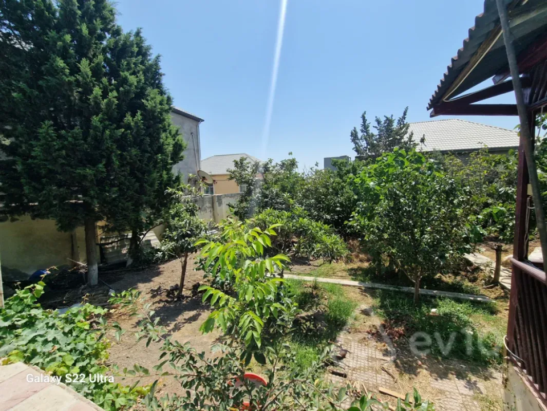 Kirayə verilir 7 otaqlı həyət evi 650 m²