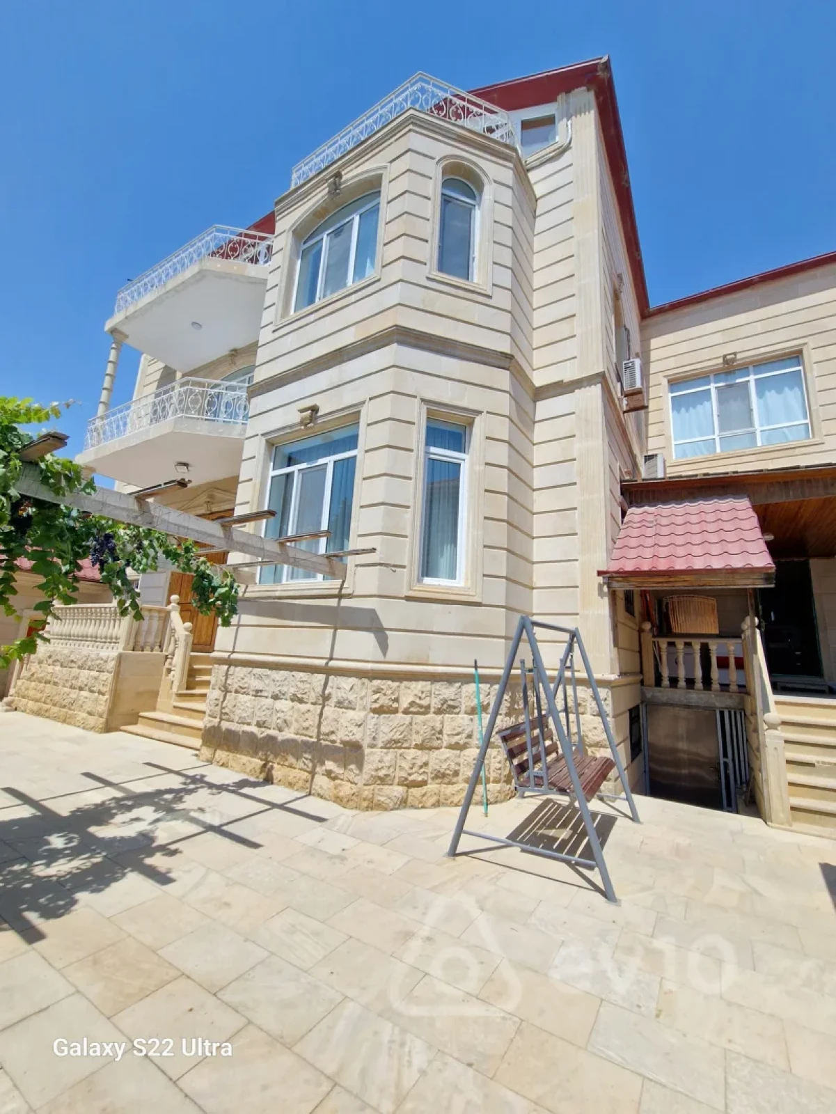 Kirayə verilir 7 otaqlı həyət evi 650 m²