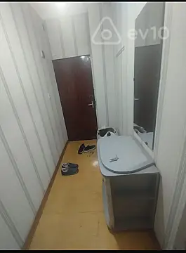 Kirayə verilir 1 otaqlı köhnə tikili 35 m²