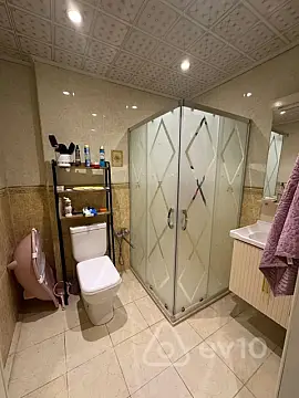 Kirayə verilir 2 otaqlı yeni tikili 65 m²