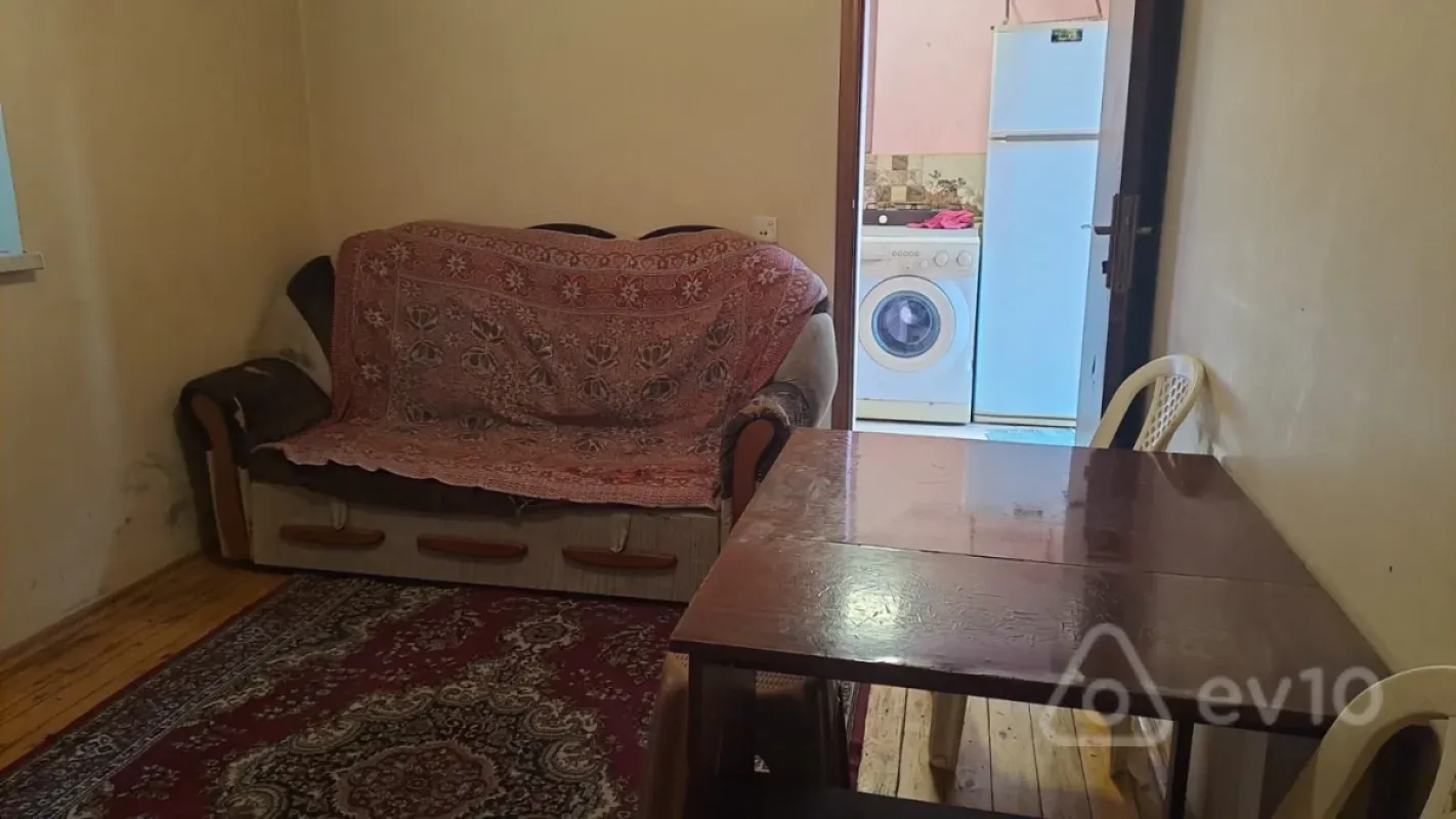 Kirayə verilir 2 otaqlı həyət evi 50 m²