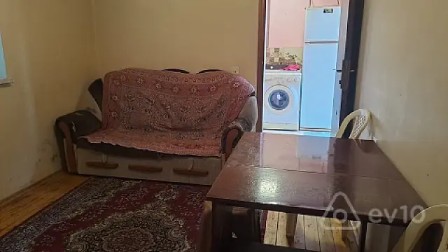 Kirayə verilir 2 otaqlı həyət evi 50 m²